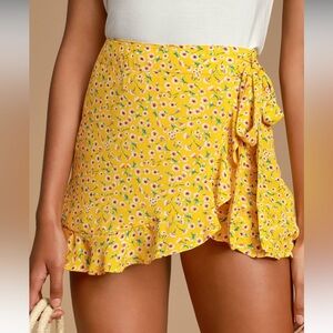 Fleurt With Me Yellow Floral Print Ruffled Skort